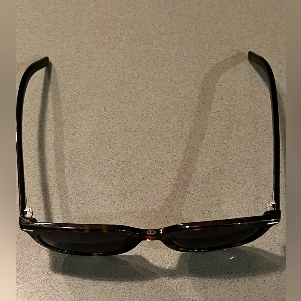 Christian Dior Wayfarer Sunglasses - Picture 2 of 8